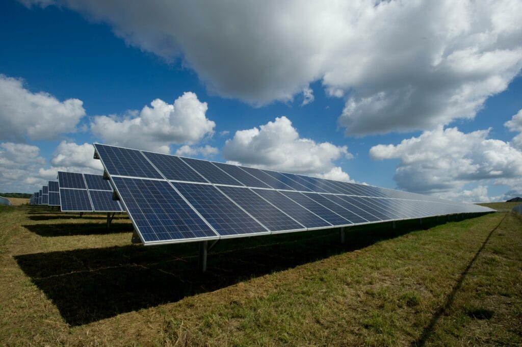 per watt cost of solar panels in pakistan